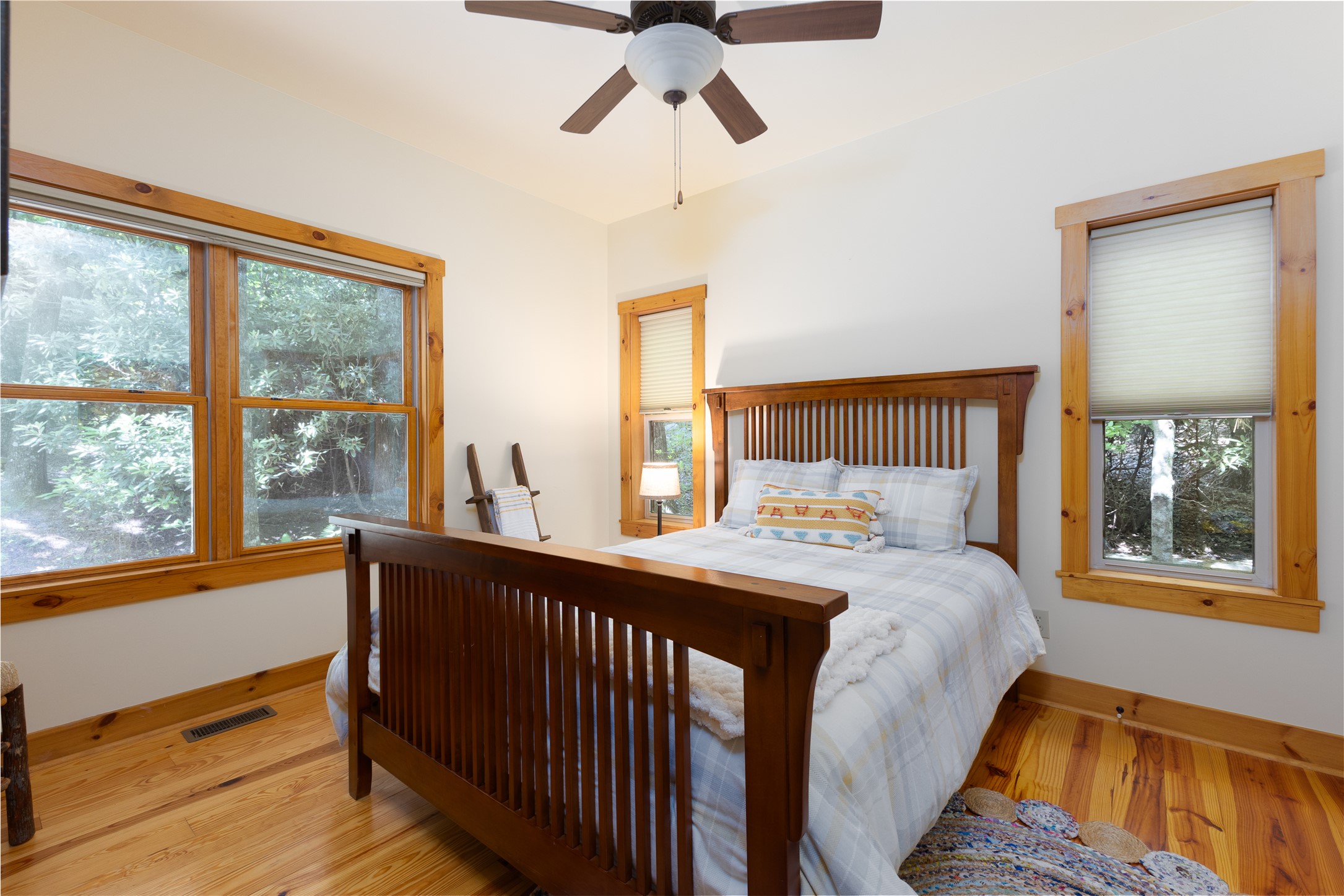 35 Birdnest Road
