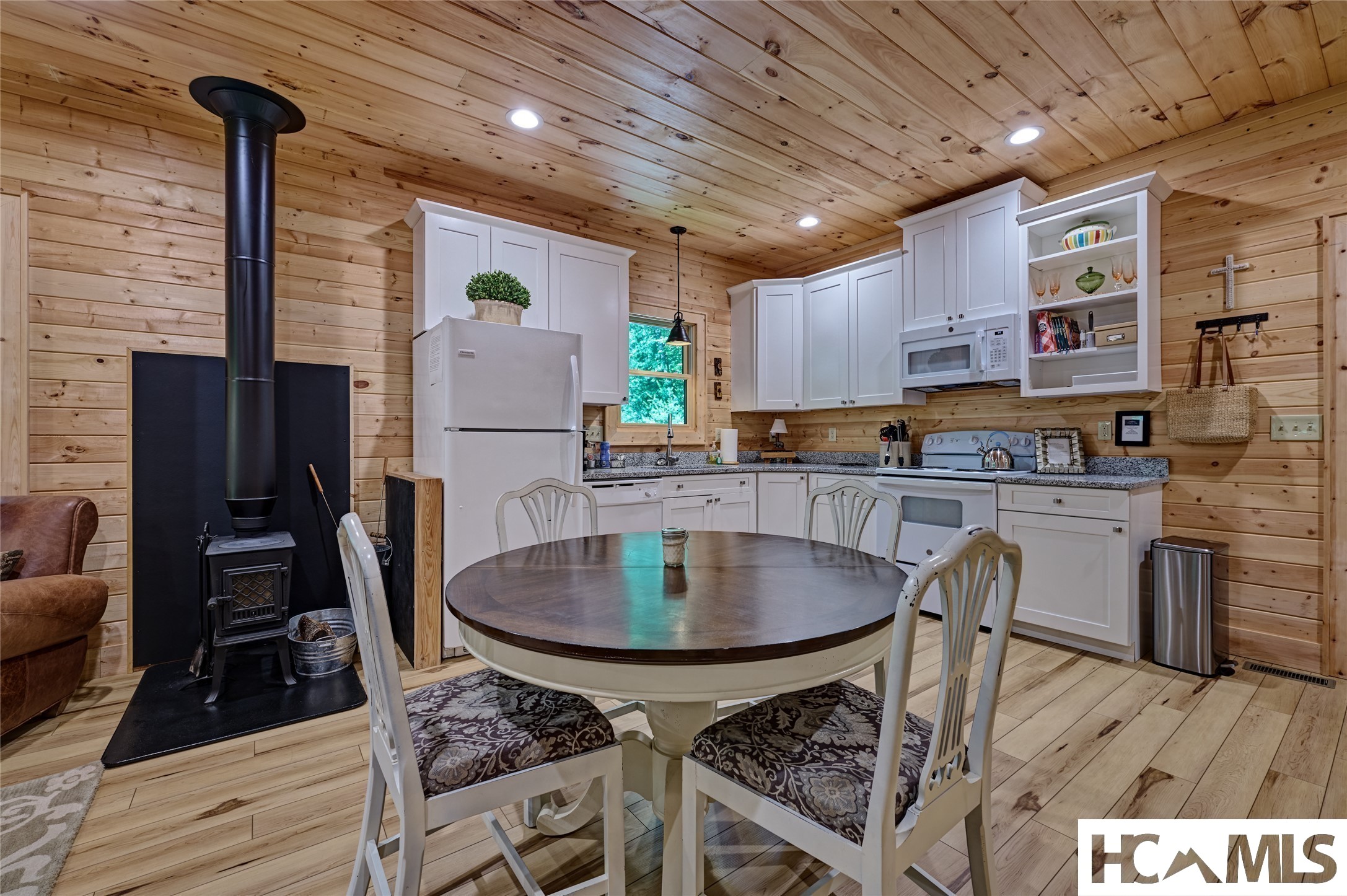4017 Canada Road