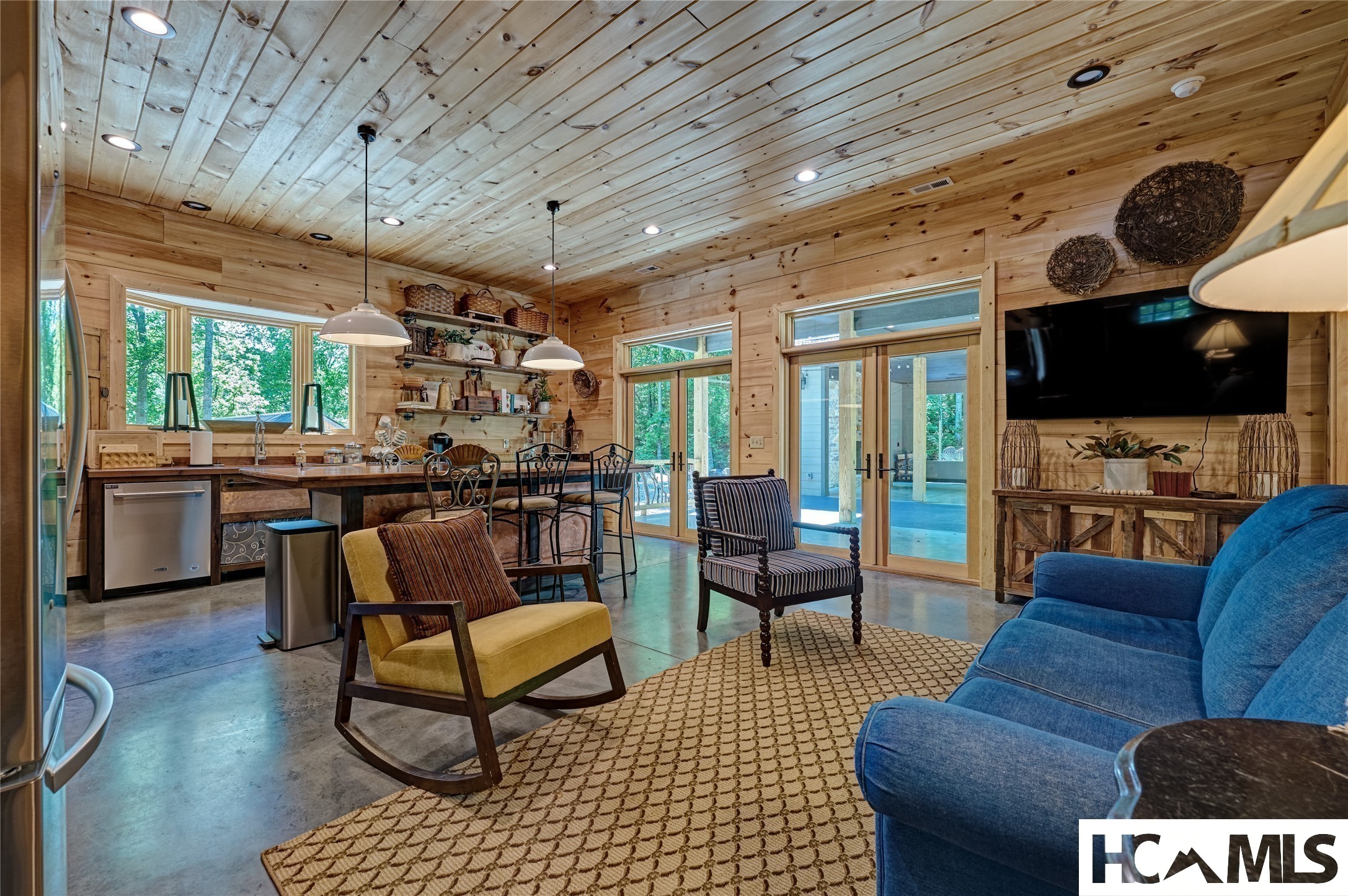 4017 Canada Road