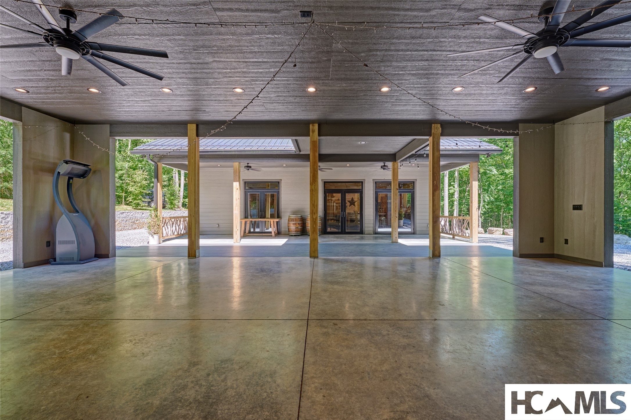 4017 Canada Road
