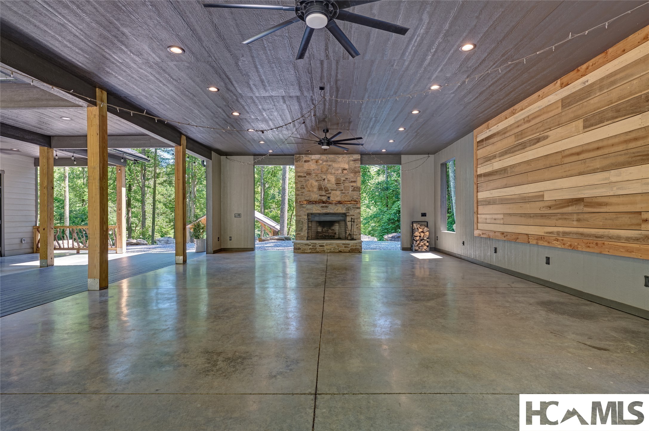 4017 Canada Road