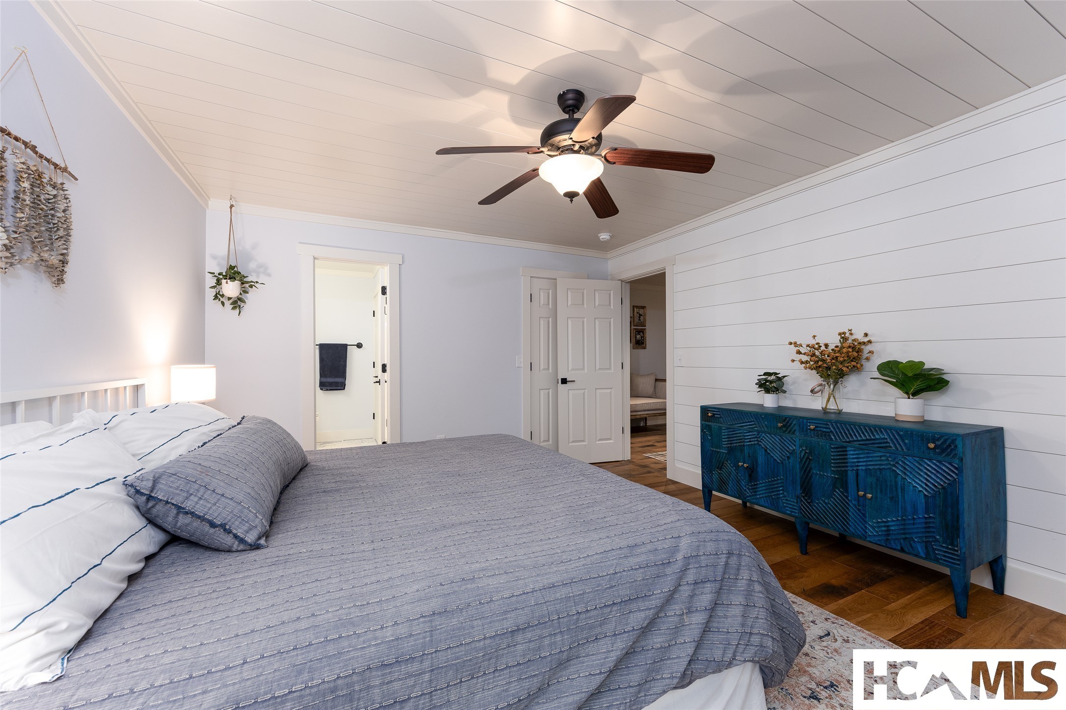 619 Holly Road