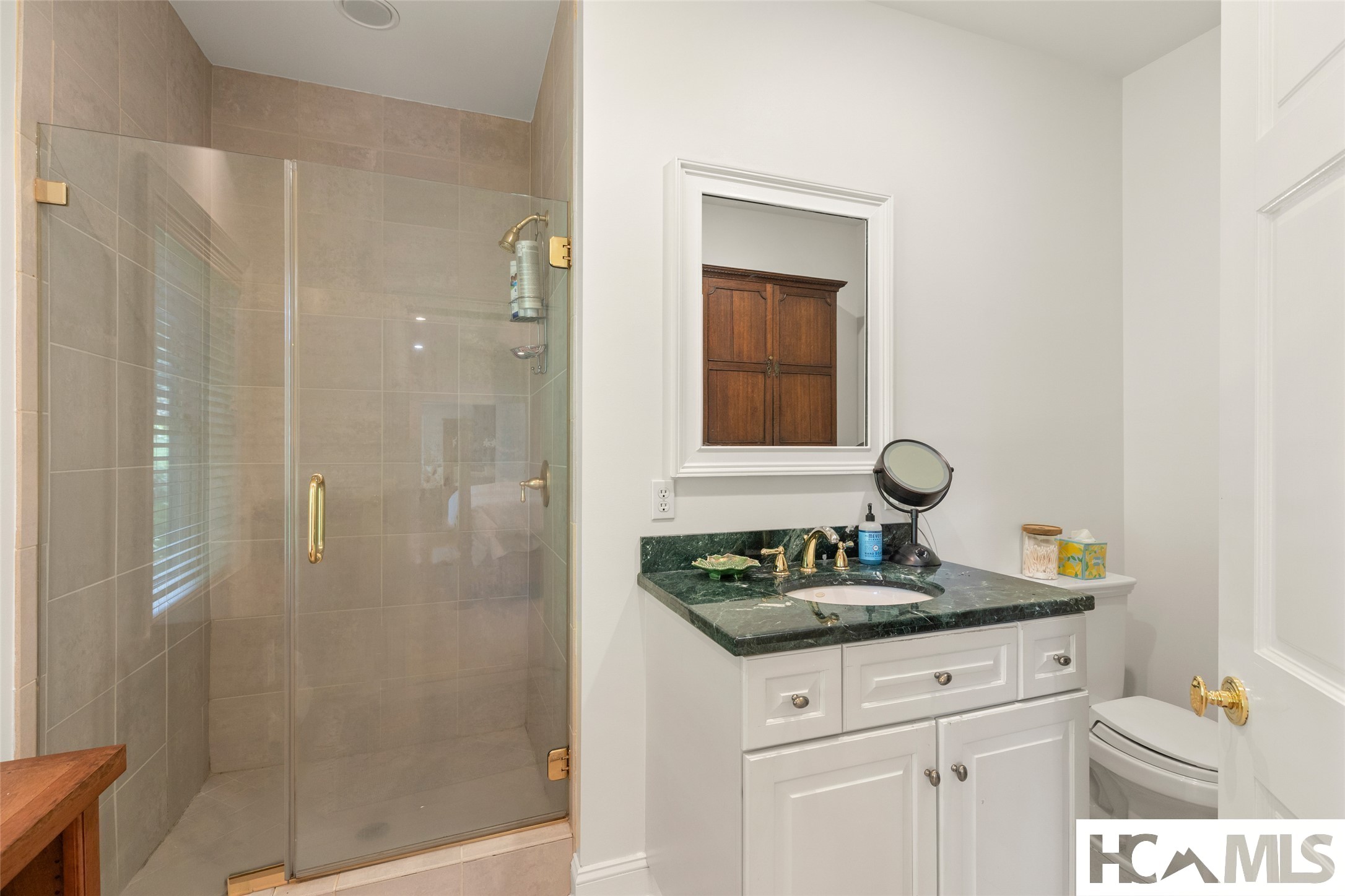 1094 Moorewood Road