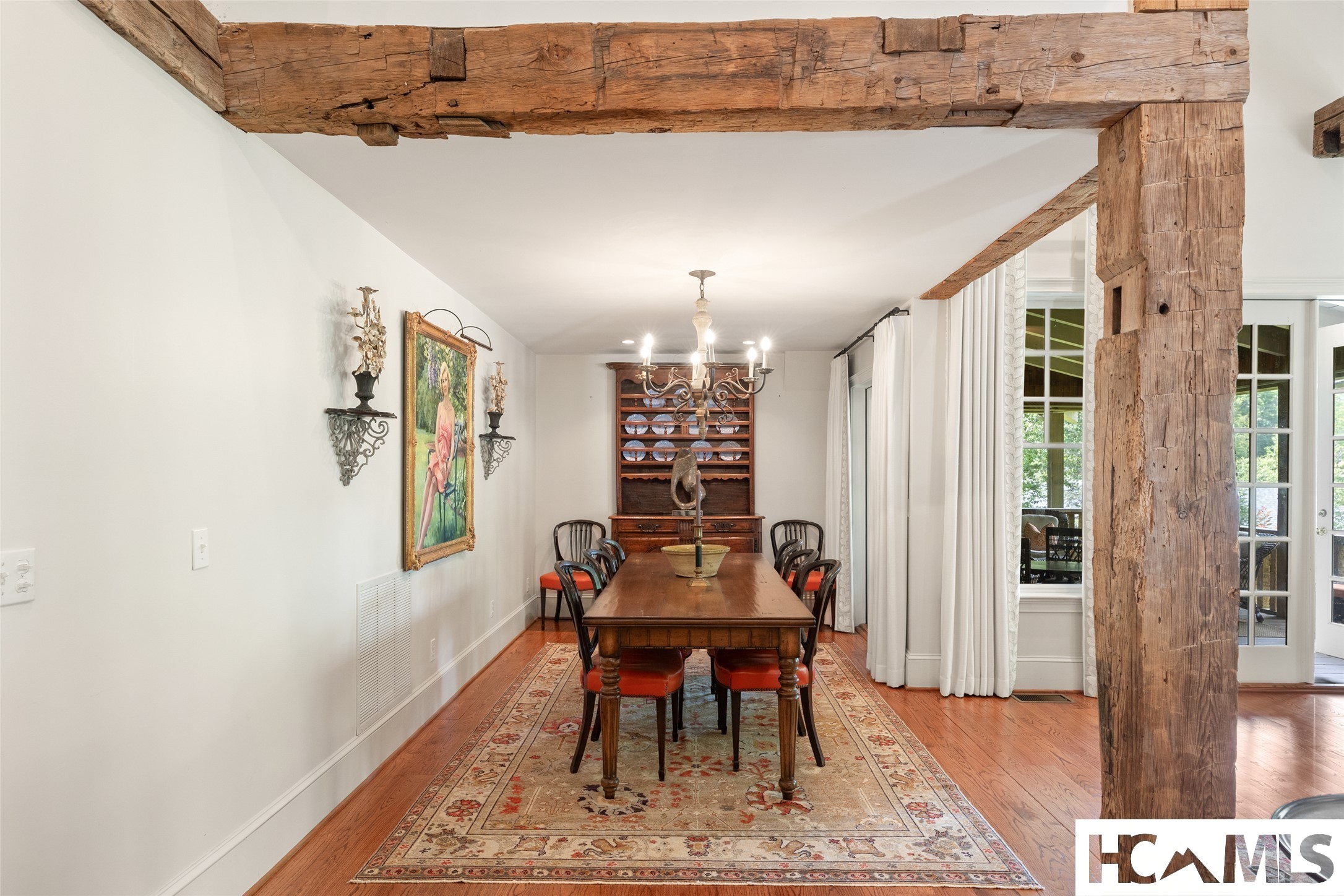 1094 Moorewood Road