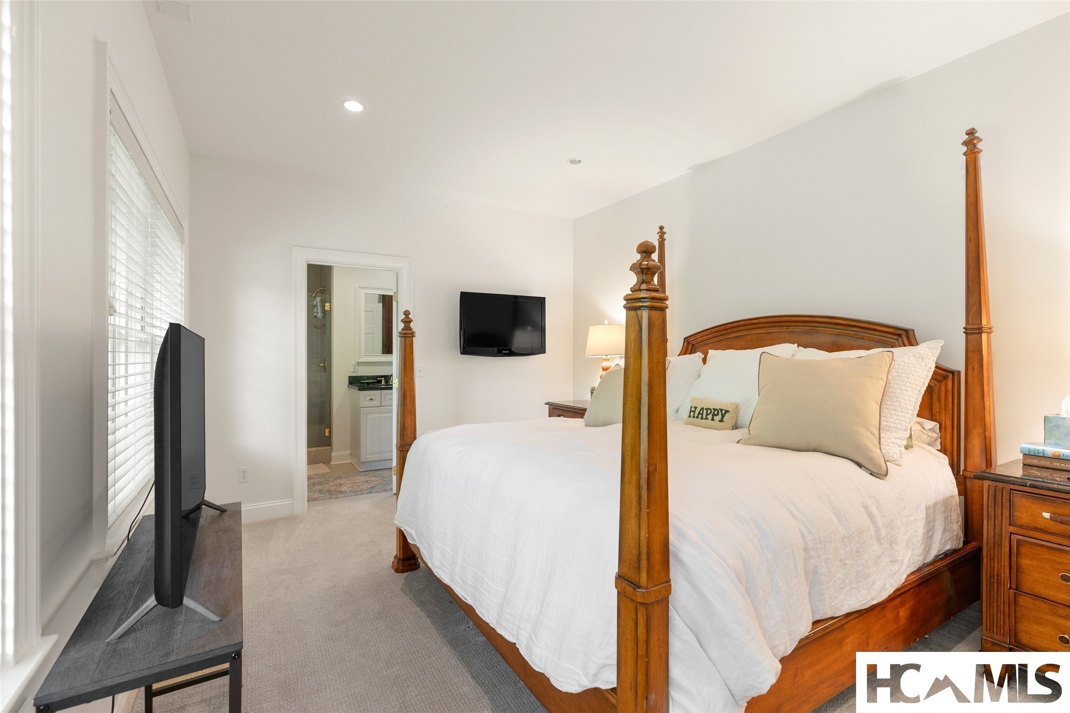 1094 Moorewood Road