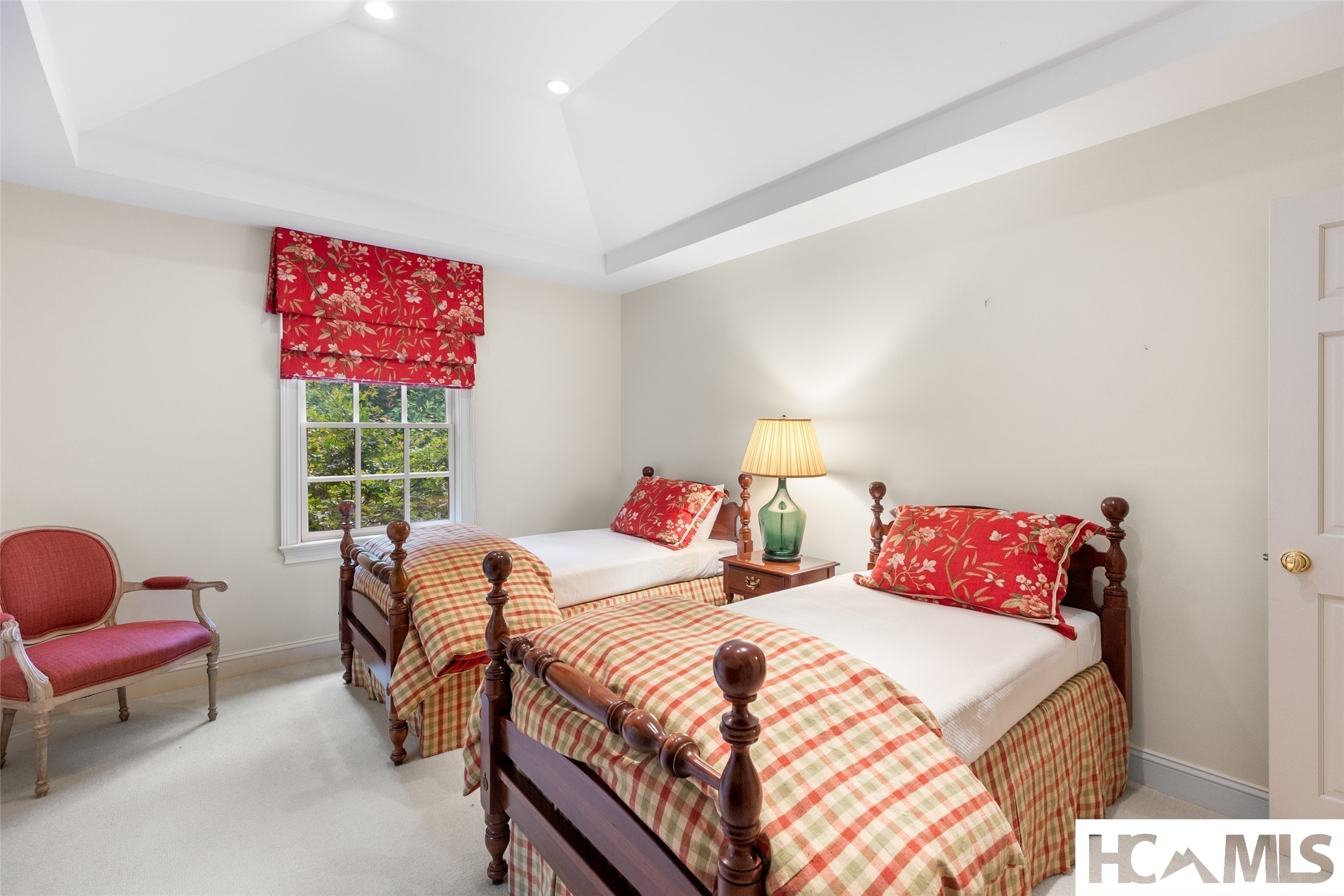 1094 Moorewood Road