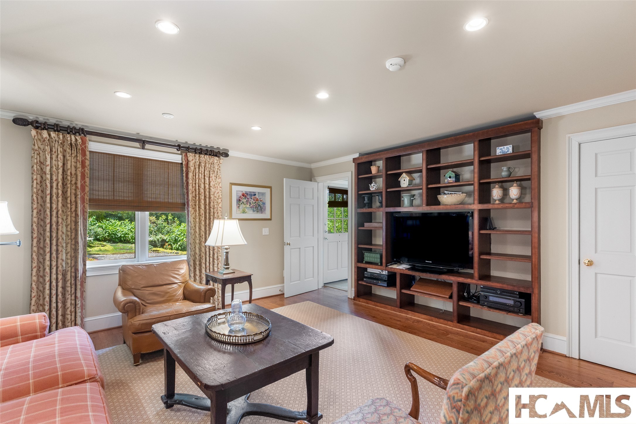 1094 Moorewood Road