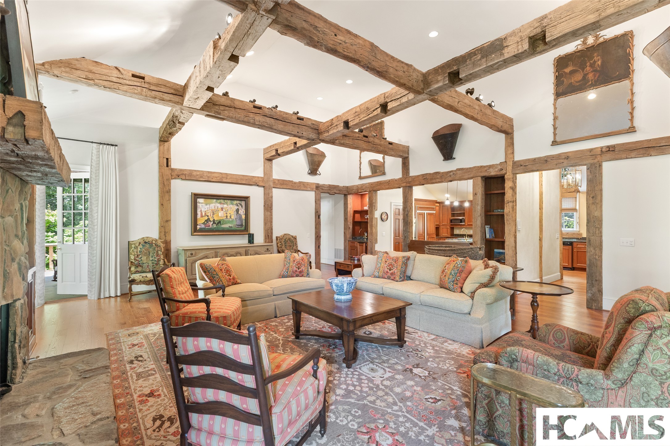 1094 Moorewood Road