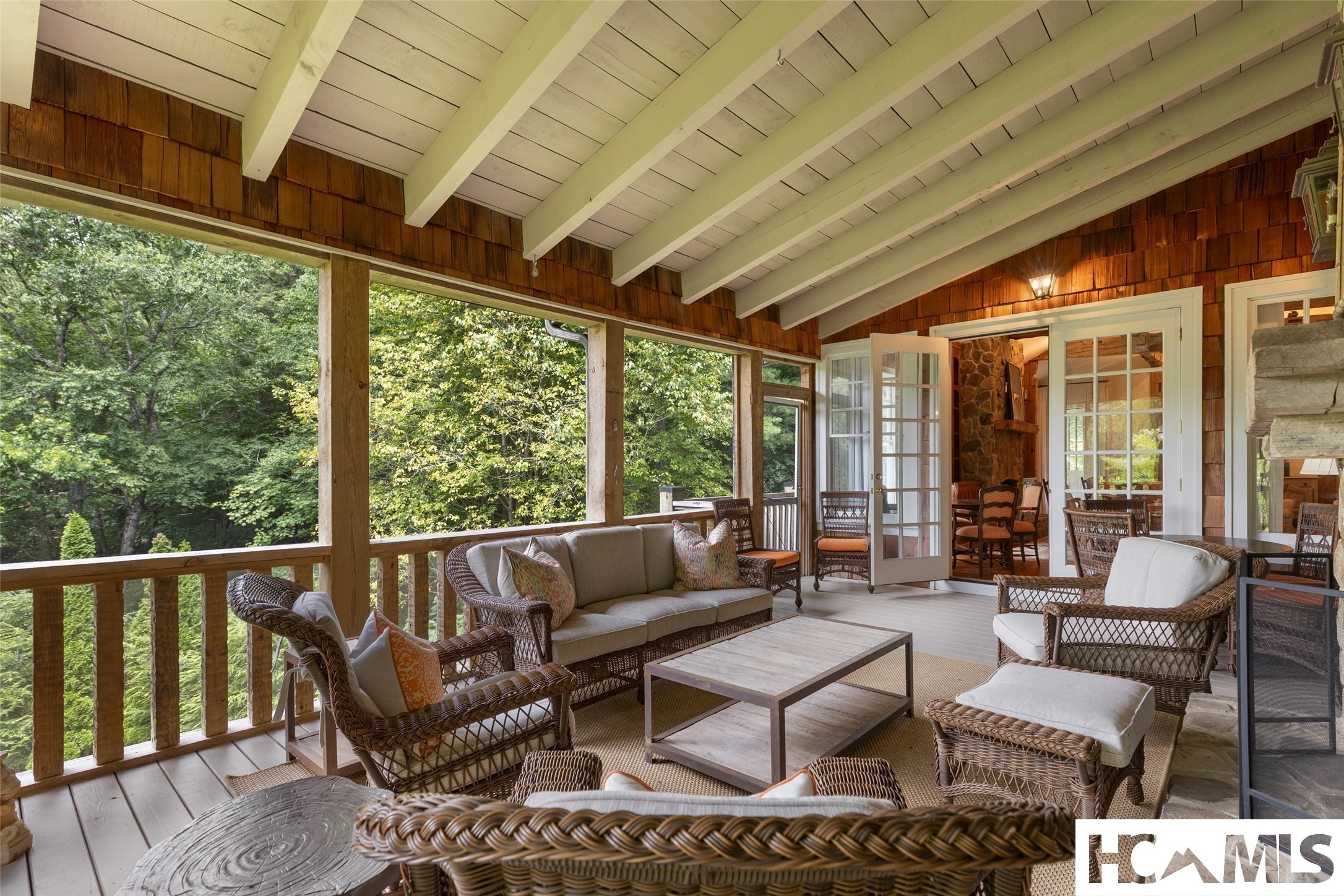 1094 Moorewood Road