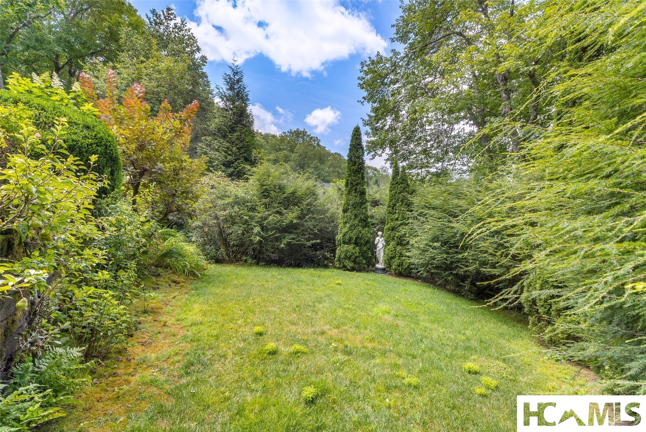 1094 Moorewood Road