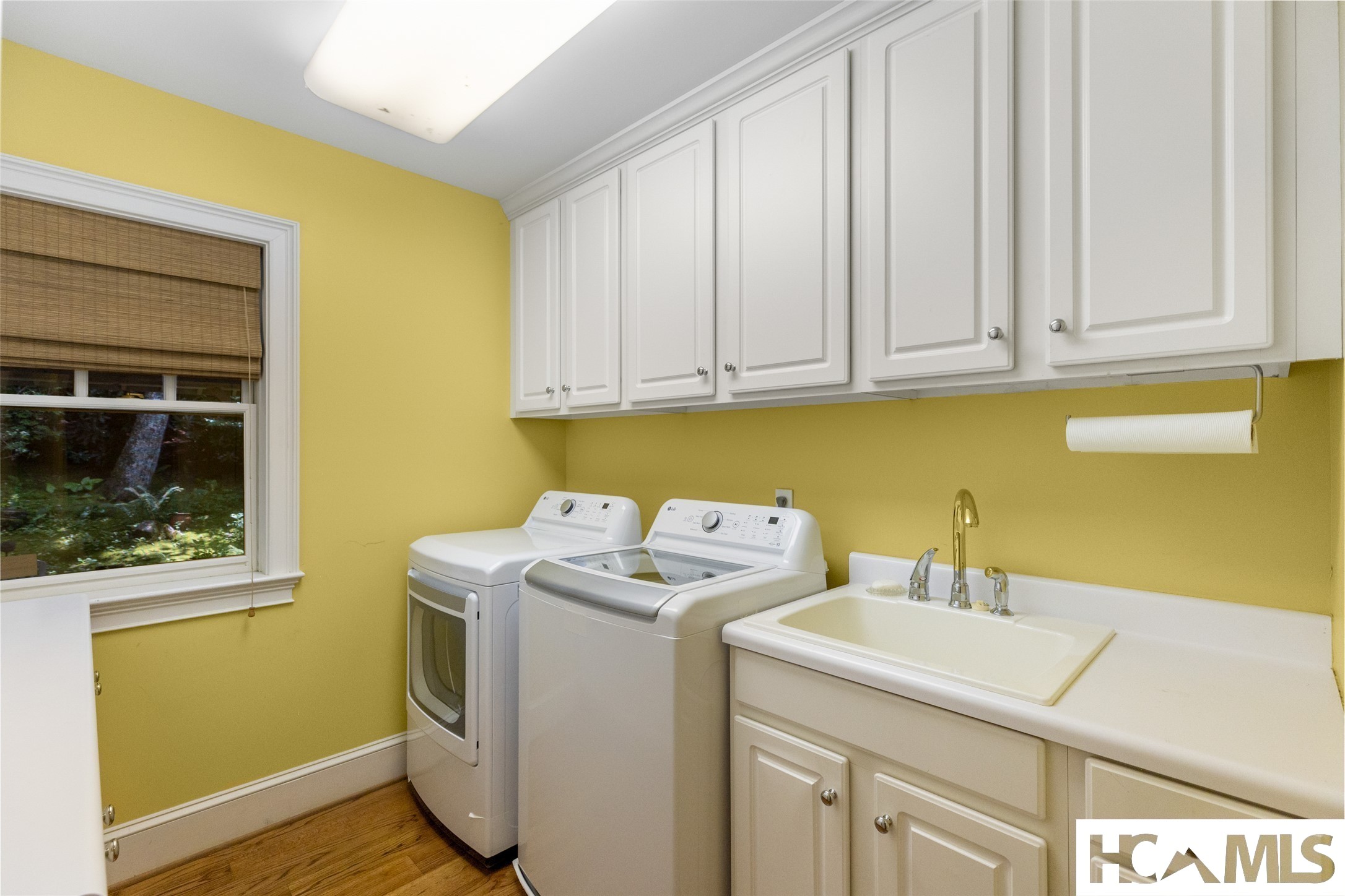 1094 Moorewood Road