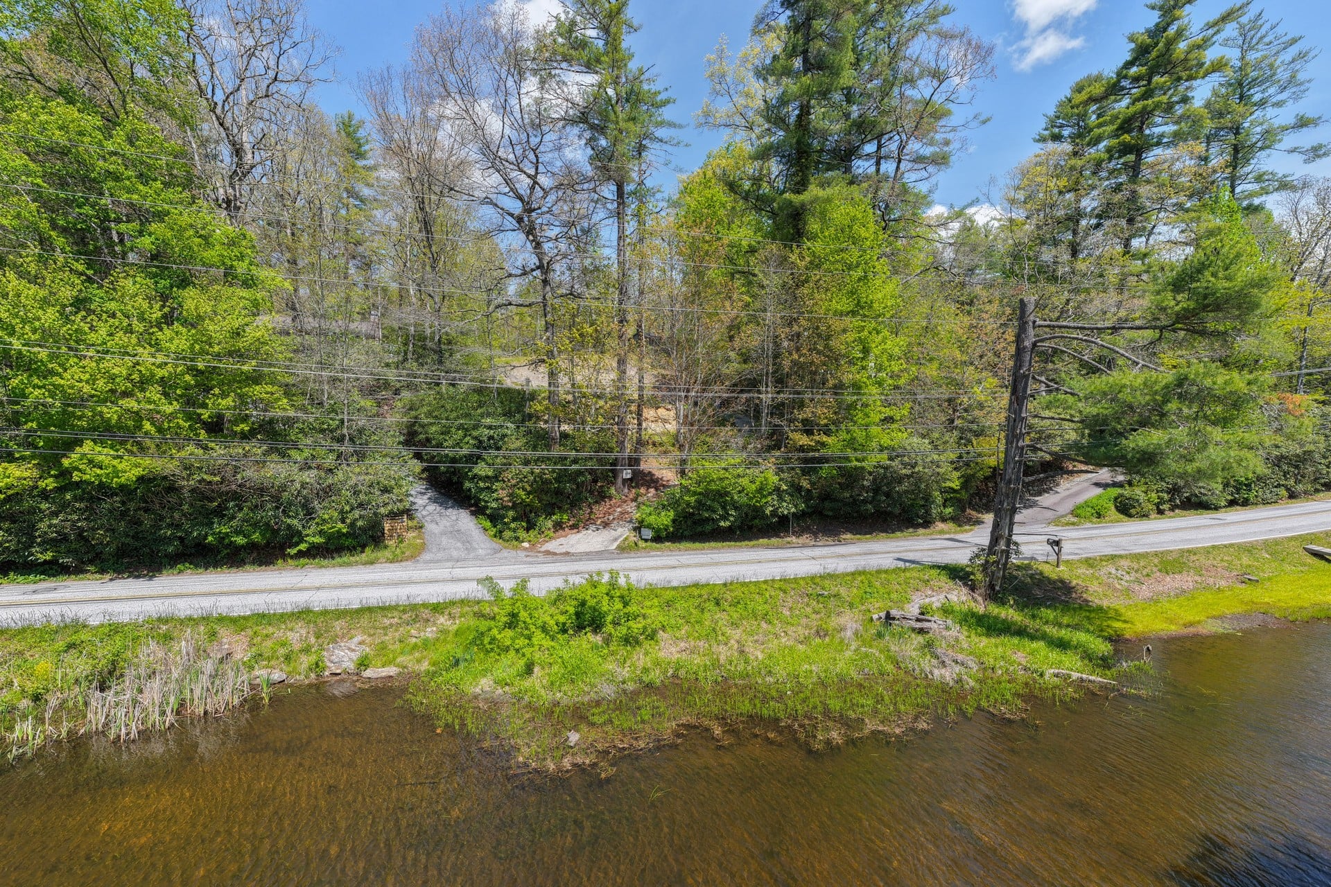 100 E Hicks Road