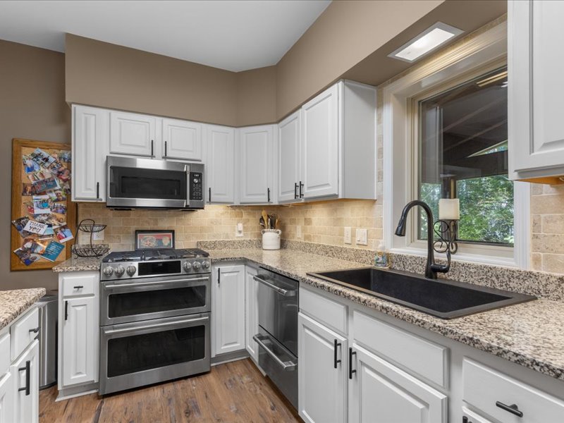 115 Apple Mountain Lane