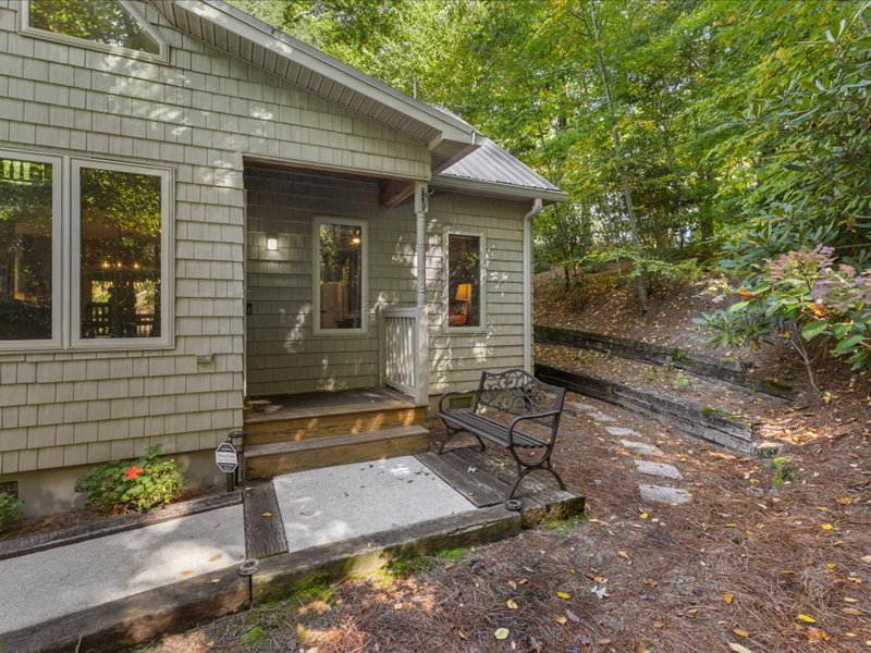 115 Apple Mountain Lane
