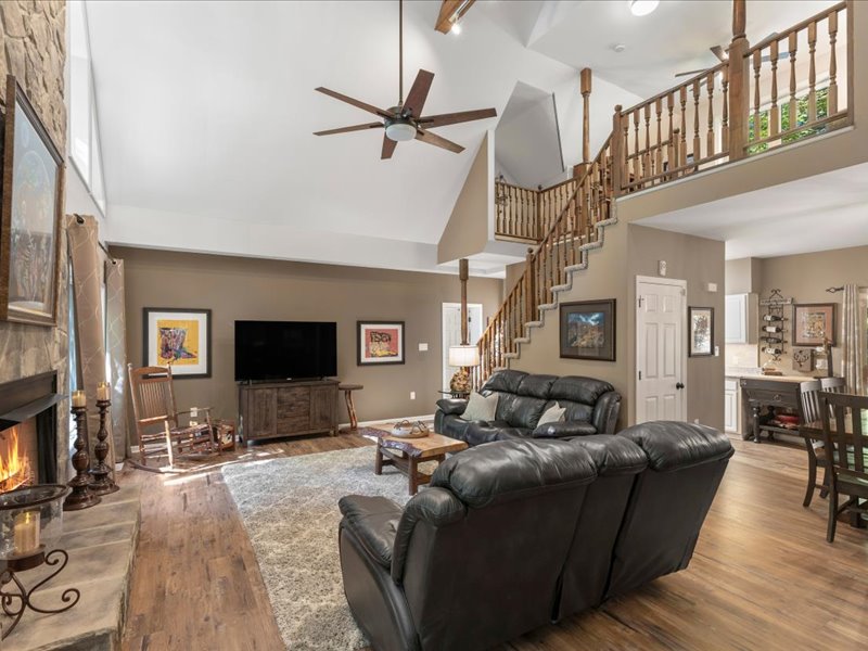 115 Apple Mountain Lane