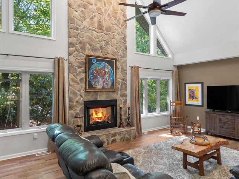 115 Apple Mountain Lane
