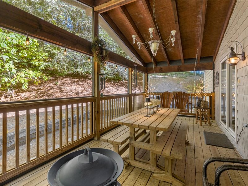 115 Apple Mountain Lane