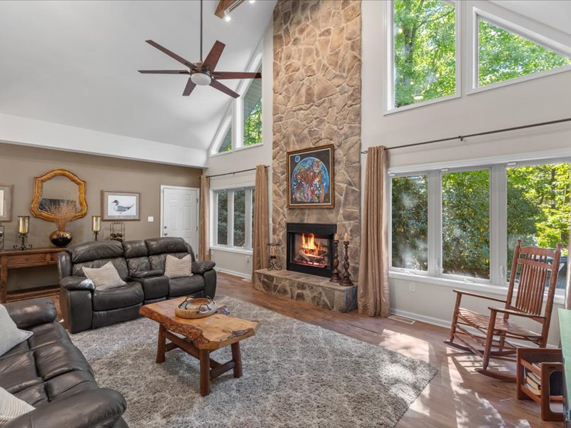 115 Apple Mountain Lane