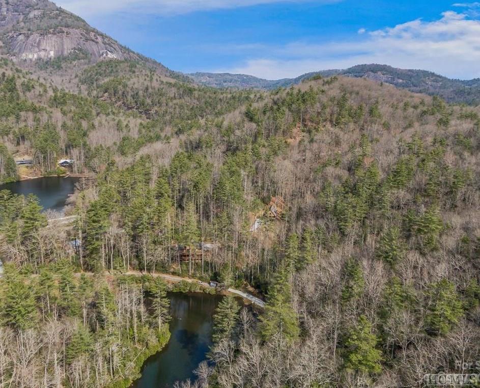 3709 Whiteside Cove Road