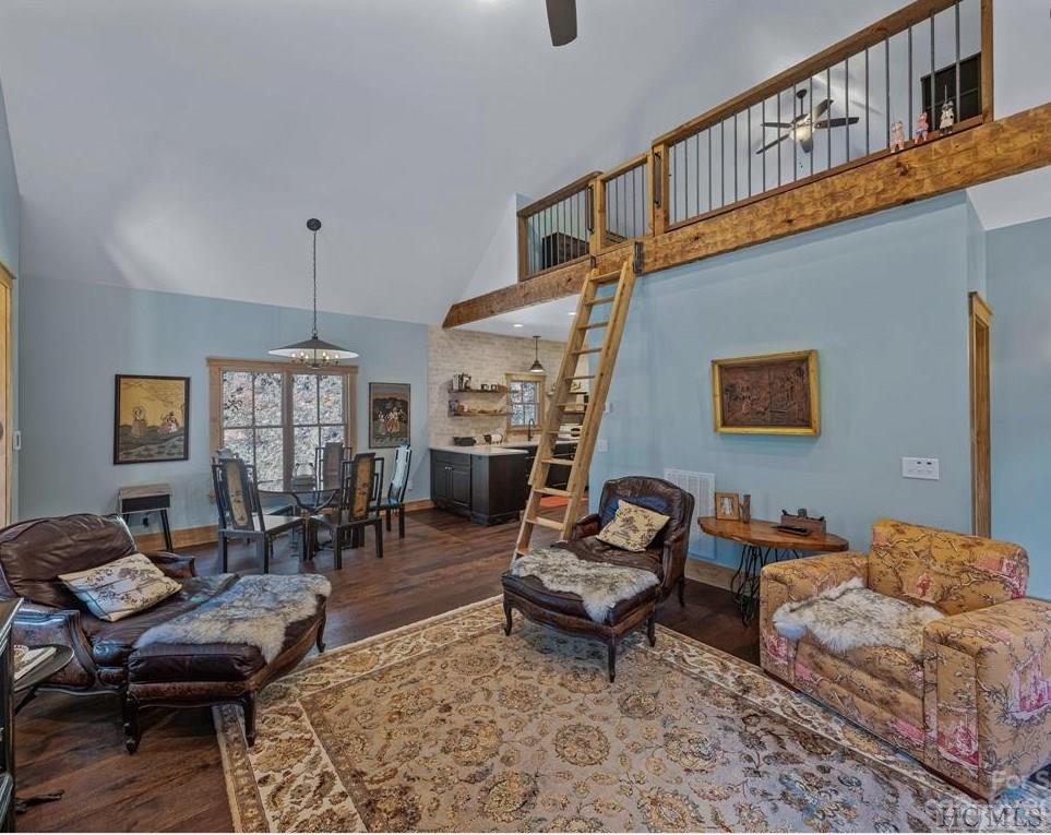 3709 Whiteside Cove Road
