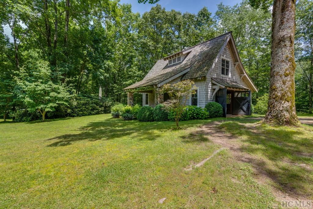 747 McConnell Road