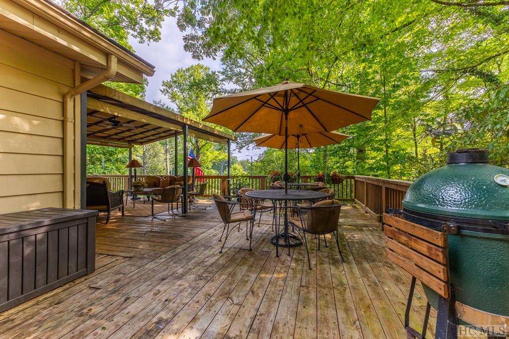 554 Moorewood Road