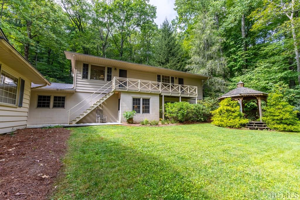 554 Moorewood Road