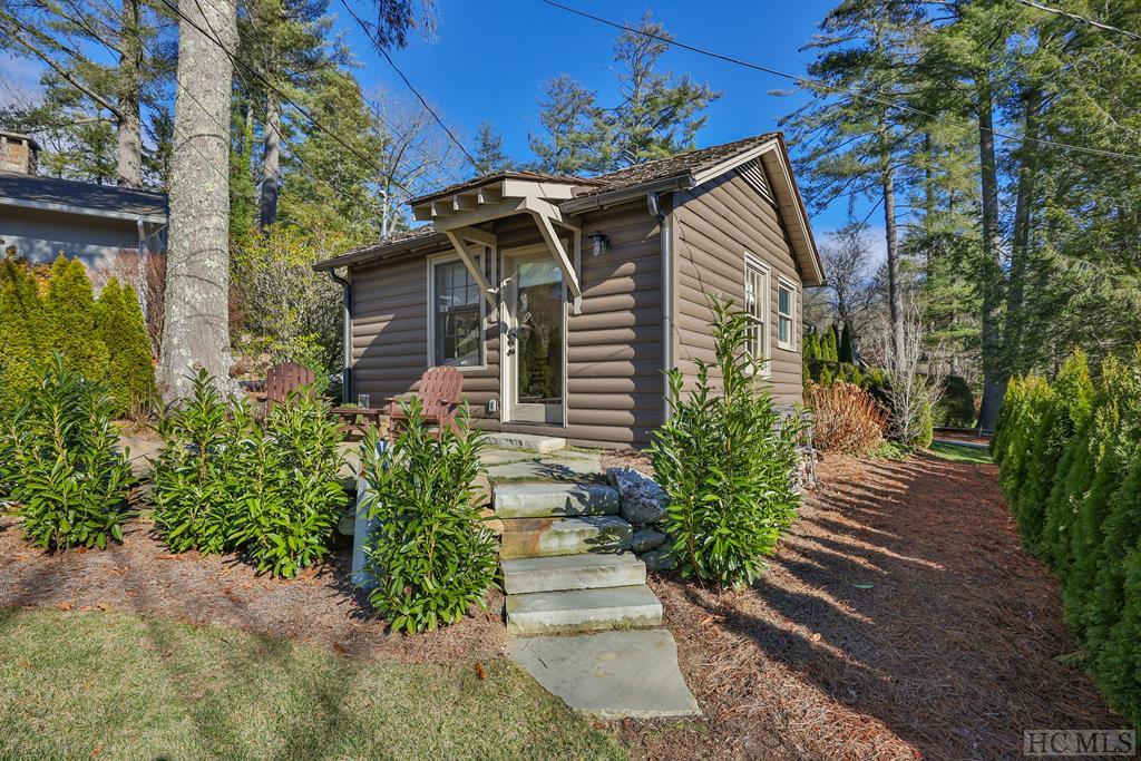 162 Happoldt Drive
