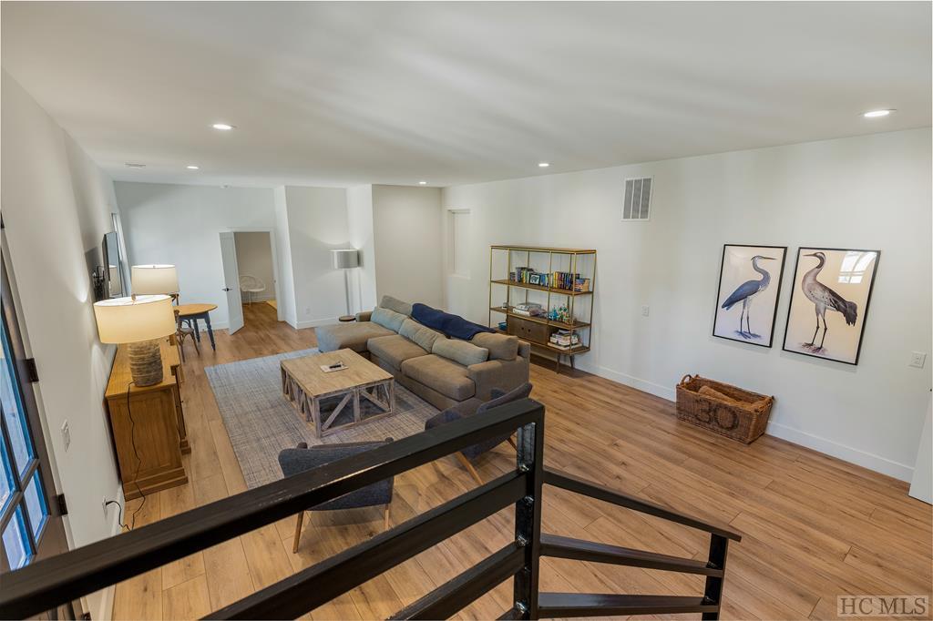 1139 Cullasaja Drive