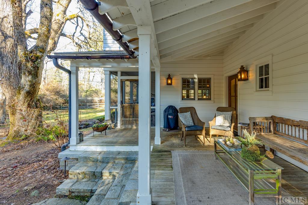 1290 Dillard Road