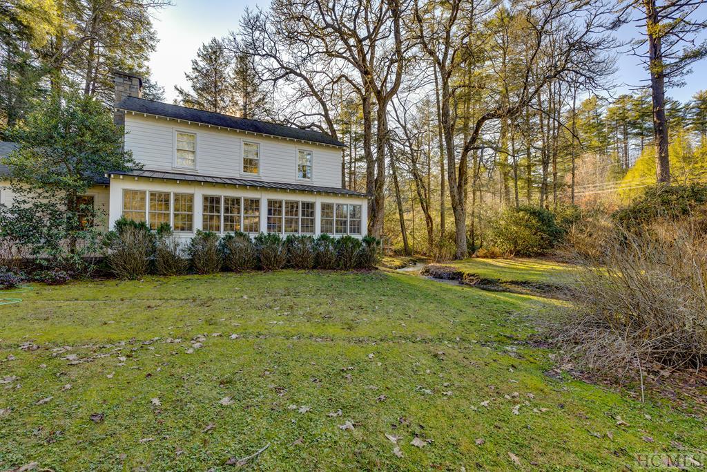 1290 Dillard Road