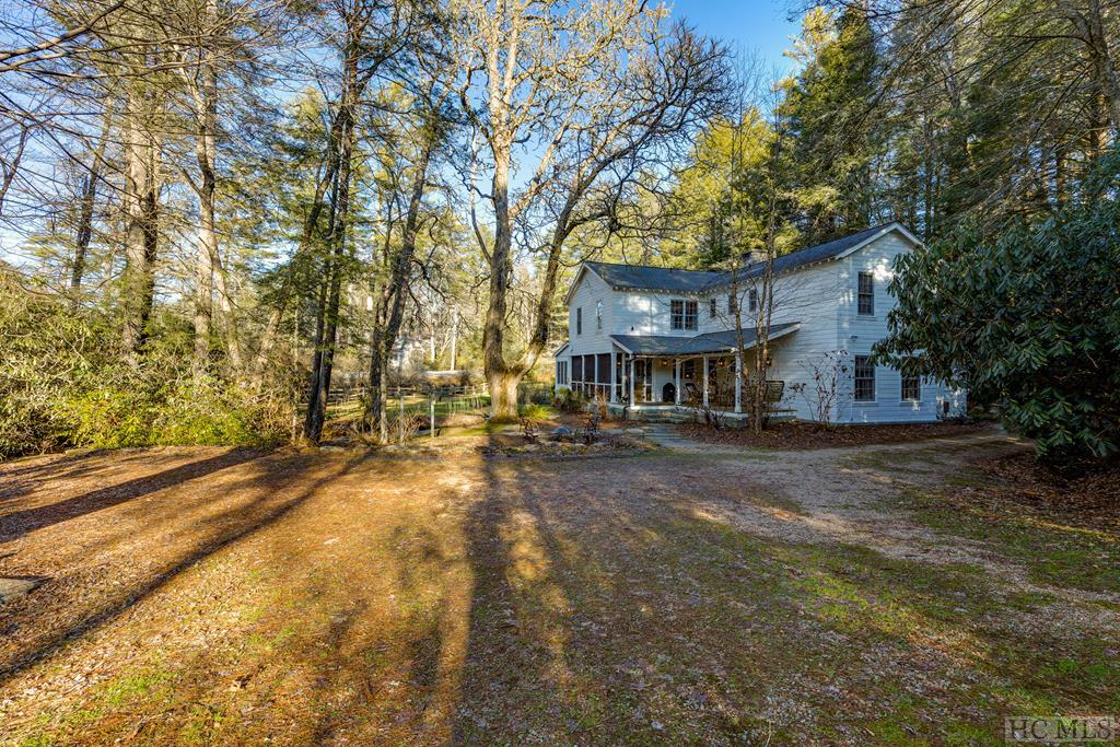 1290 Dillard Road
