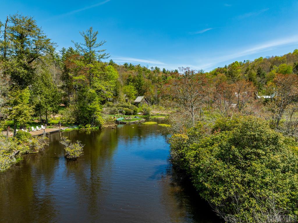 64 Boathouse Lane