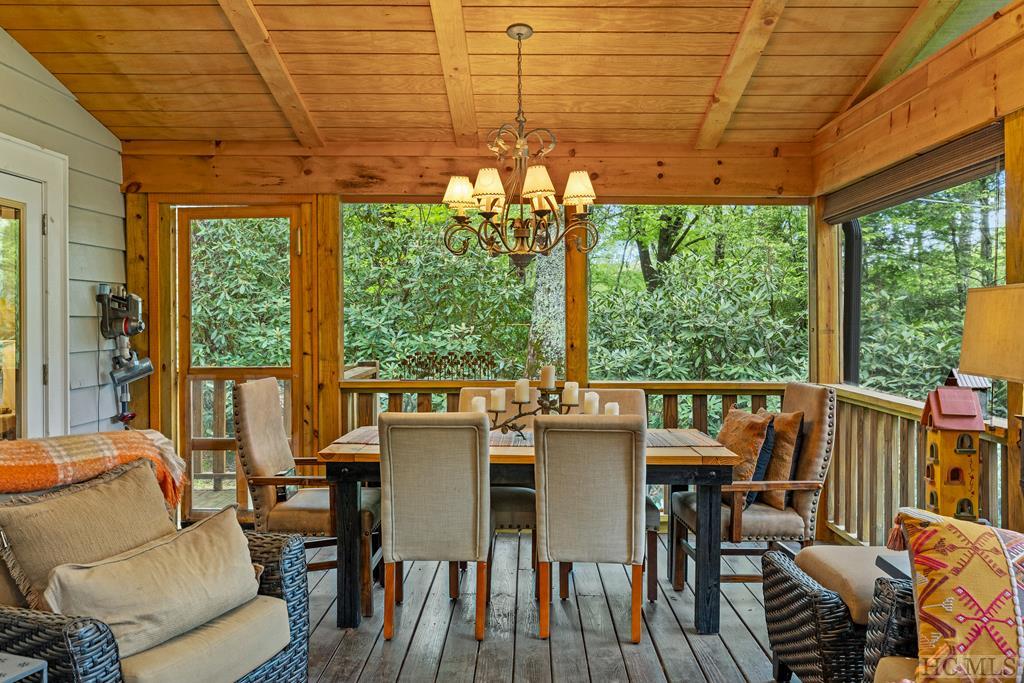 203 Rolling Acres Drive