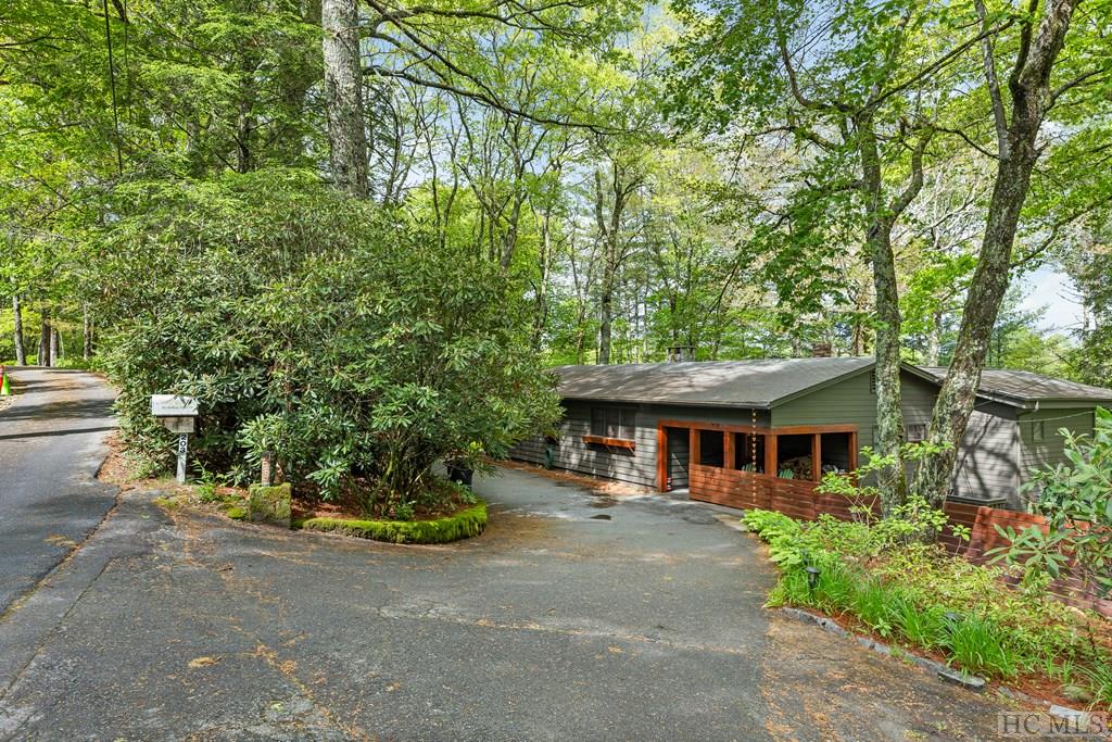 203 Rolling Acres Drive