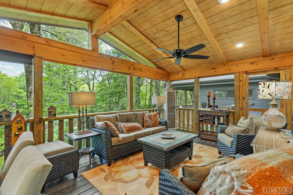 203 Rolling Acres Drive
