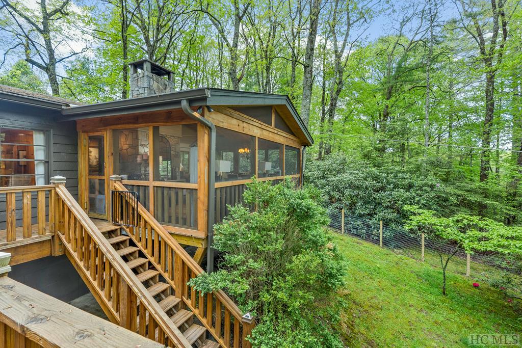 203 Rolling Acres Drive