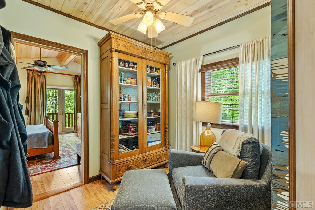 203 Rolling Acres Drive