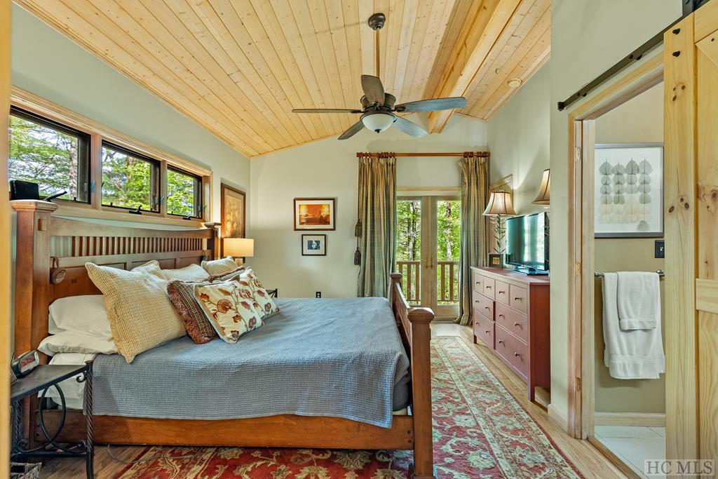 203 Rolling Acres Drive