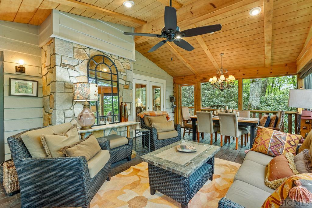 203 Rolling Acres Drive