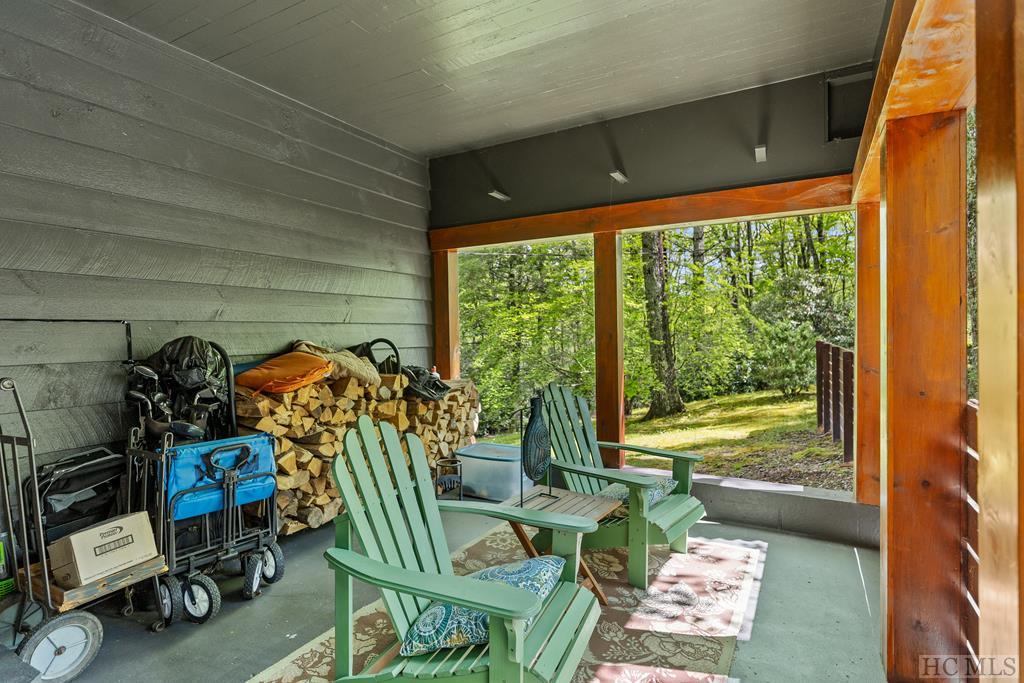 203 Rolling Acres Drive