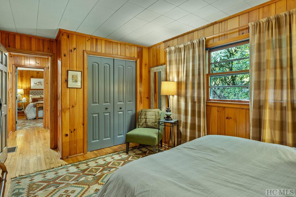 203 Rolling Acres Drive