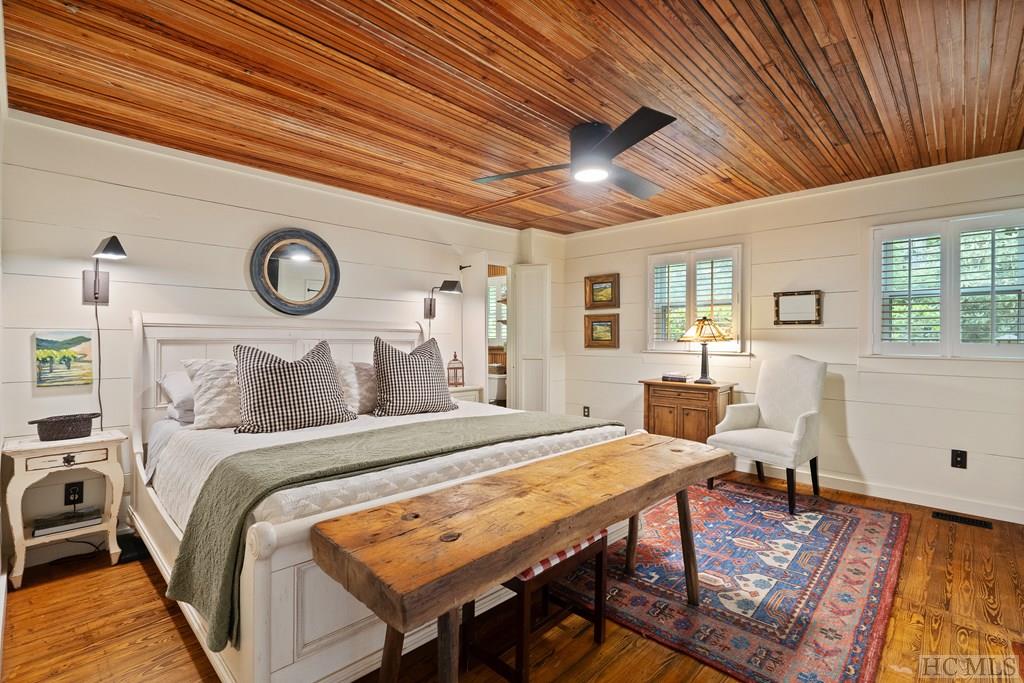 1209 Hickory Hill Road