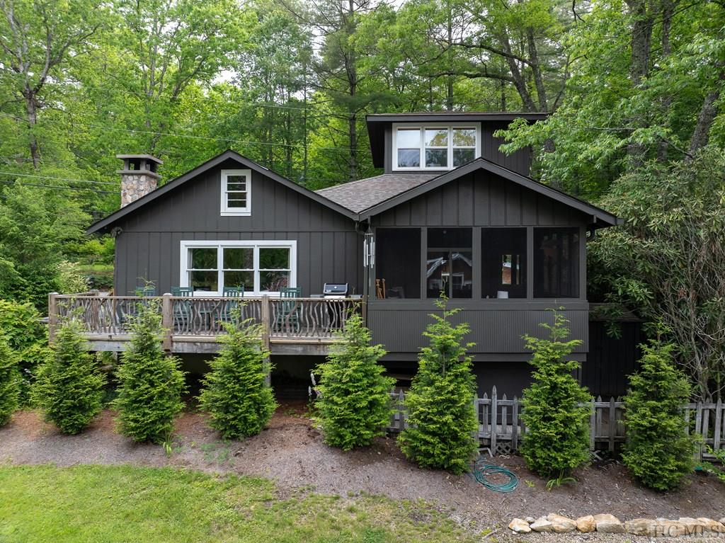 1209 Hickory Hill Road
