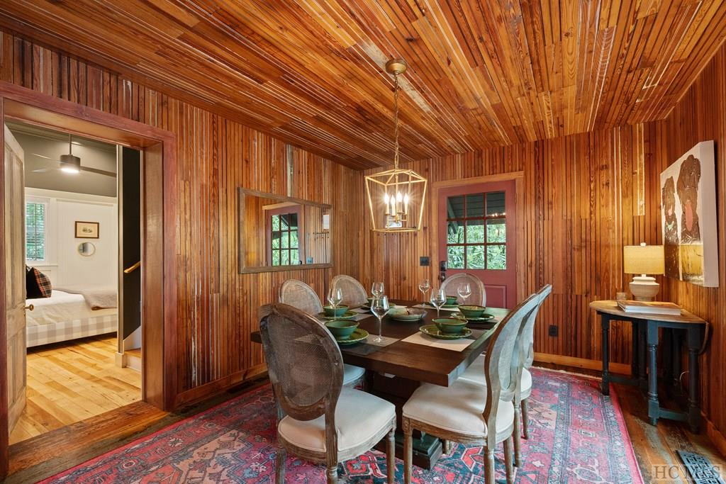 1209 Hickory Hill Road