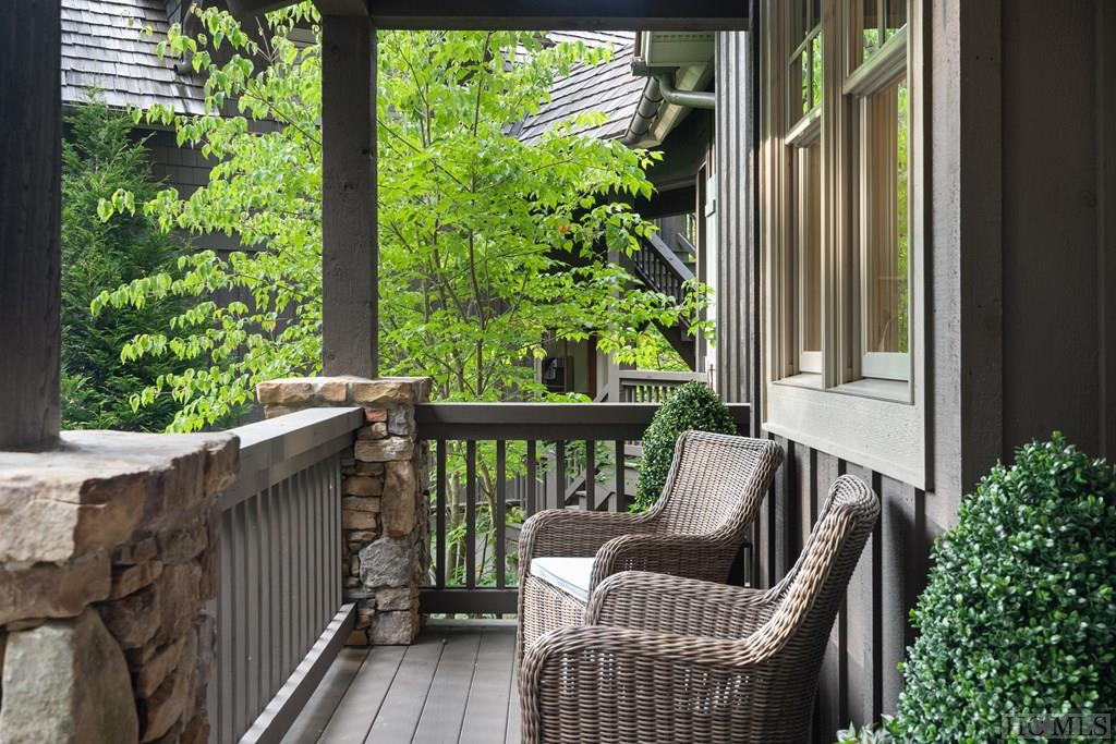 64 Hemlock Ridge