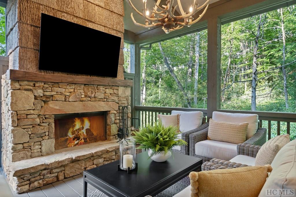 64 Hemlock Ridge