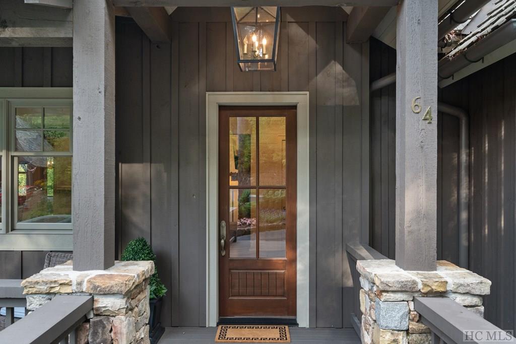 64 Hemlock Ridge