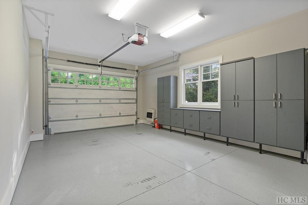 64 Hemlock Ridge