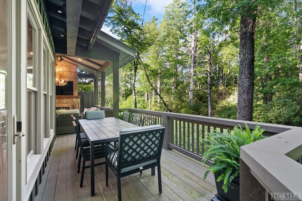64 Hemlock Ridge